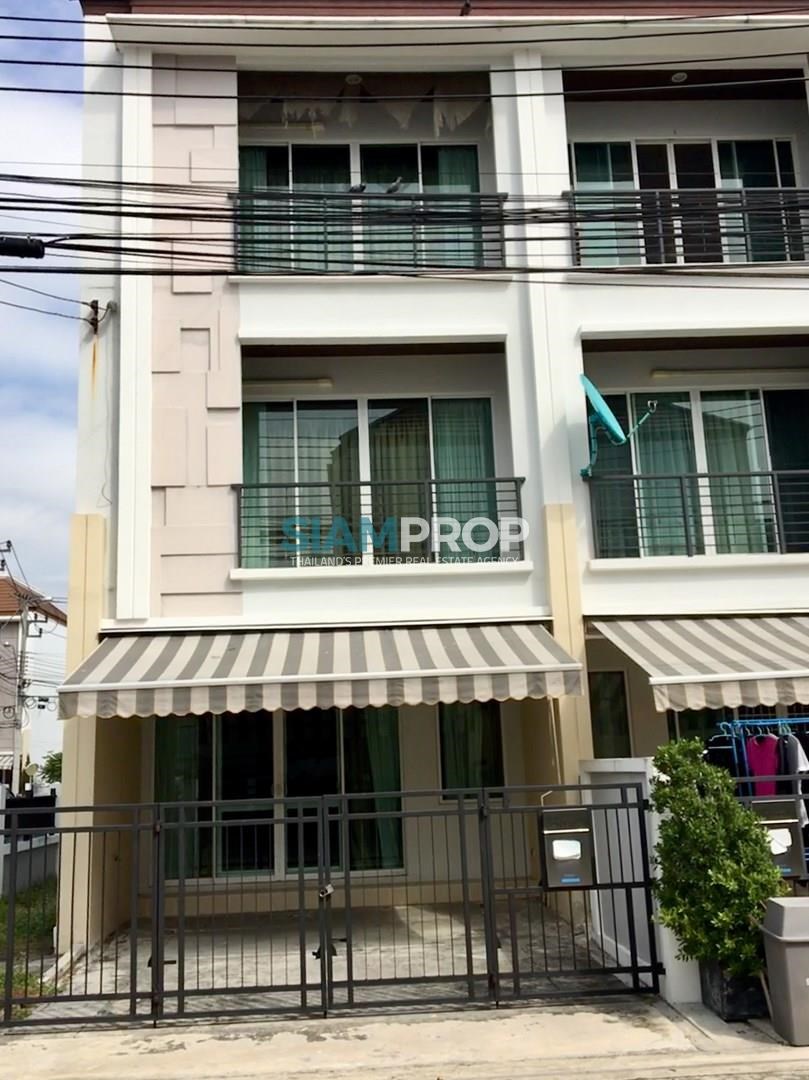House in the heart of the city, SSense Srinakarin, normal rental price 30,000 baht, reduced to 25,000 baht !! - Commercial -  - 