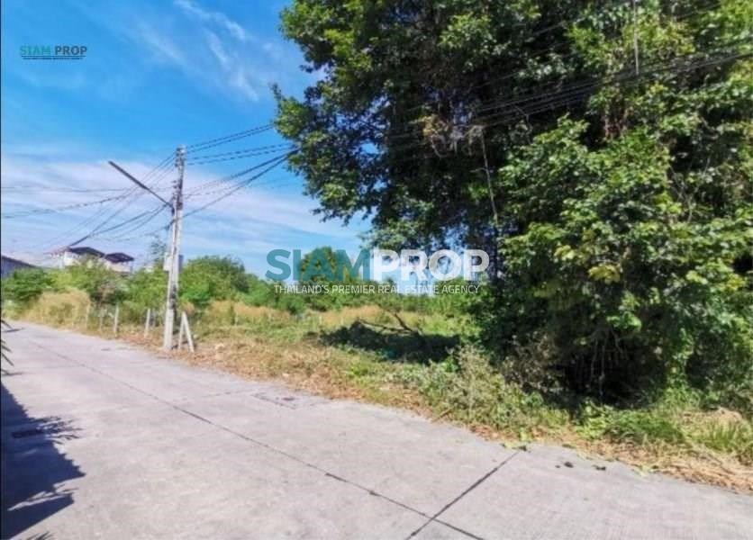 Land in Surasak Sub District, Sriracha District, Chonburi Province Selling at a reasonable price - Land -  - Surasak Sub-district, Sriracha District, Chonburi